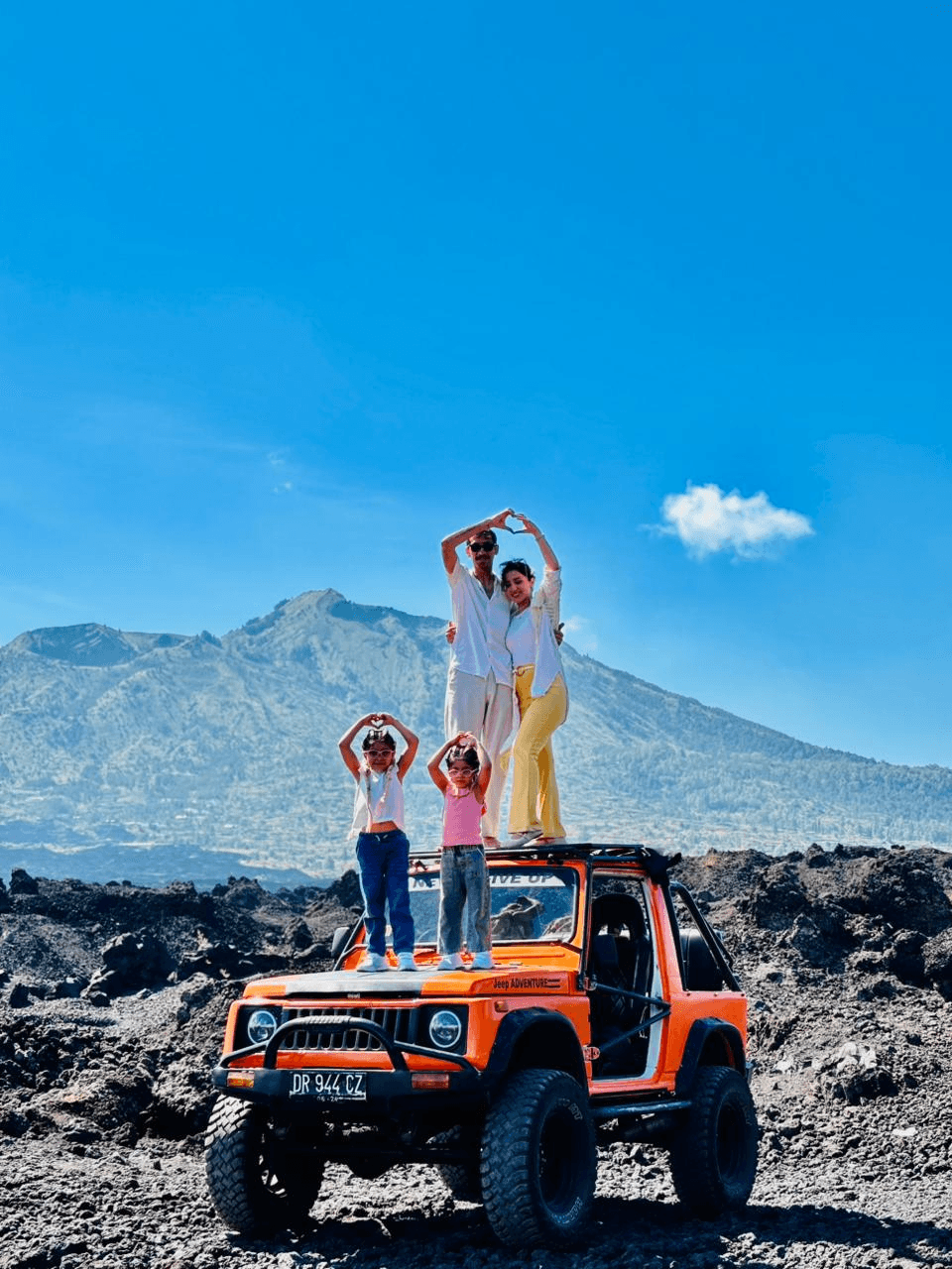 Family jeep rides